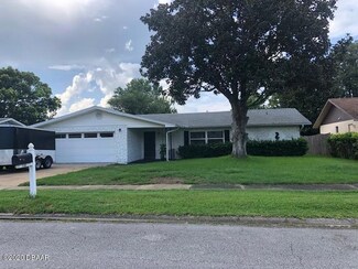 1103 Willow Wood Dr, Port Orange, FL 32129