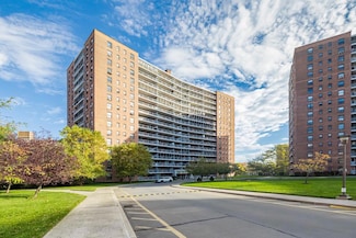 61-15 98th St Unit St. G, Rego Park, NY 11374