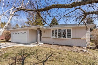 2421 N 34th St, Sheboygan, WI 53083