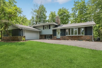 3325 Bradee Rd, Brookfield, WI 53005