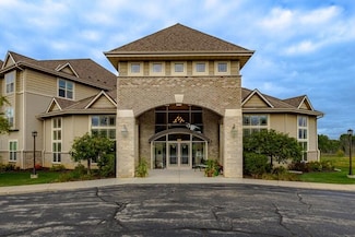 230 Hilldale Dr Unit 1112, Hartford, WI 53027