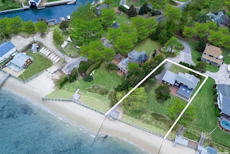1155 Old Harbor Rd, Southold, NY 11971