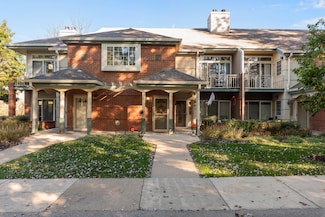 18880 Toldt Woods Dr Unit 6, Brookfield, WI 53045