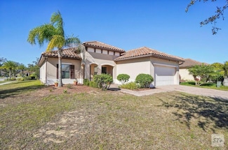 310 Villa Sorrento Cir, Haines City, FL 33844