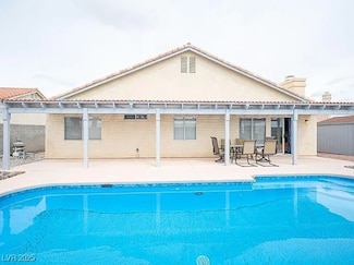 745 Gullwing Ln, North Las Vegas, NV 89081