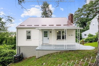 528 Medina St, Charleston, WV 25302