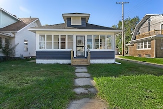 902 E Ewing Ave, South Bend, IN 46613