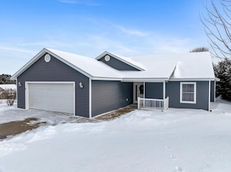 777 Red Oak Way, Petoskey, MI 49770