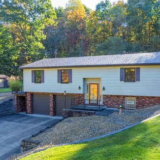 1563 Gilmar Rd, Apollo, PA 15613