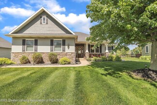 6041 Sleepy Hollow Ln, East Lansing, MI 48823