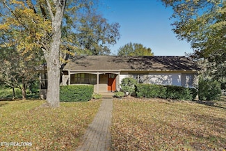 5509 Dandyline Dr, Knoxville, TN 37914