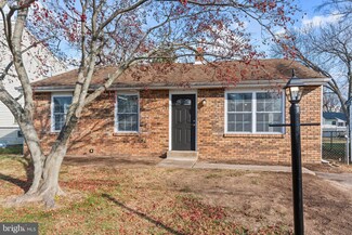 811 Emily Ave, Croydon, PA 19021