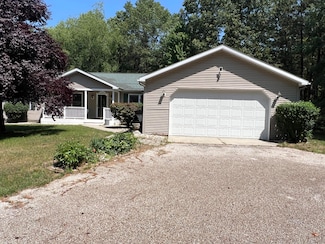 260 W Treml Rd, Free Soil, MI 49411