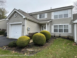 123 Linden Ln, Freehold, NJ 07728