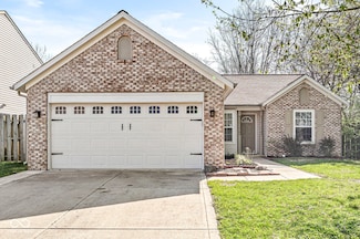 7841 Whitaker Farms Ln, Indianapolis, IN 46237