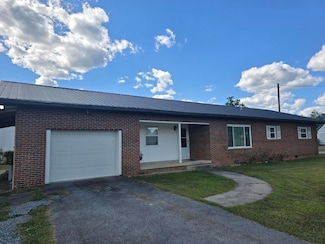 454 Craigsville Rd, Craigsville, WV 26205