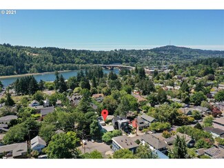 8633 SE 11th Ave, Portland, OR 97202