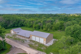 209 N 8th St, Deepwater, MO 64740