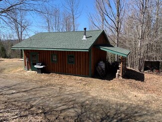 668 Upton Rd, Errol, NH 03579
