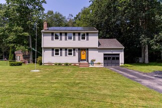 5 Apache St, Dover, NH 03820
