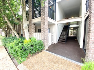 7575 Katy Fwy Unit 11, Houston, TX 77024