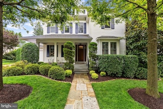 2407 N Nelson St, Arlington, VA 22207