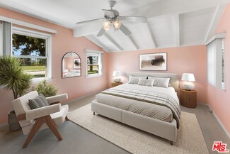 5210 Ventura Canyon Ave, Sherman Oaks, CA 91401