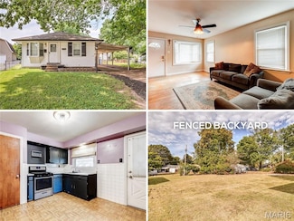 279 Elmdale Ct, Florissant, MO 63031