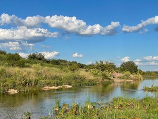 617 Llano River Rd, Art, TX 76820