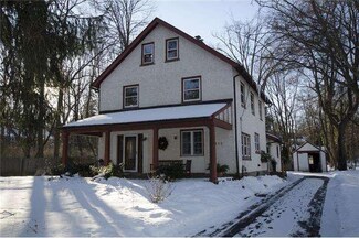 512 Askin Rd, Wayne, PA 19087