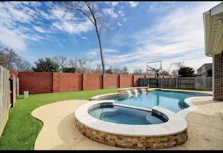 5011 Anthony Springs Ln, Sugar Land, TX 77479