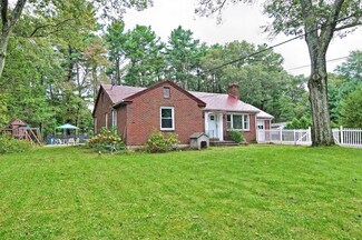 406 Potter Rd, Framingham, MA 01701