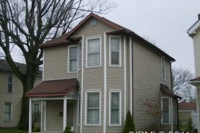 812 W 4th St, Marion, IN 46952
