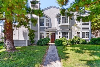 5228 Cass St, San Diego, CA 92109