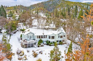 1725 Bristol St, Ashland, OR 97520