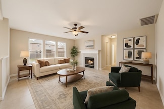 1021 Magnolia Ln, Cedar Hill, TX 75104