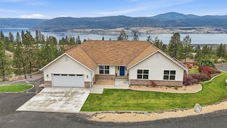 41923 Granite Dr N, Seven Bays, WA 99122