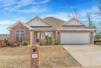15108 Angus Ct, Little Rock, AR 72210
