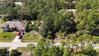 2005 Robert Ave Unit 16, Alva, FL 33920