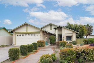 8215 Blossom Hill Ct, Lemon Grove, CA 91945