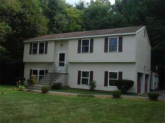 23 Brookside Dr, Douglas, MA 01516