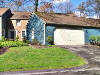 61 Marblehead Harbor, Bradfordwoods, PA 15015