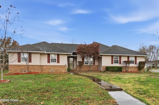 1314 Patrick Place, Carthage, MO 64836