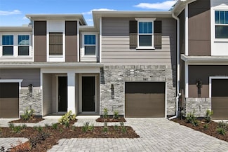 560 Southern Edge Way, Sanford, FL 32771