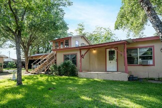 422 Oak Ln, Kemp, TX 75143