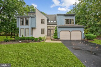 4 Lynch Rd, Voorhees, NJ 08043