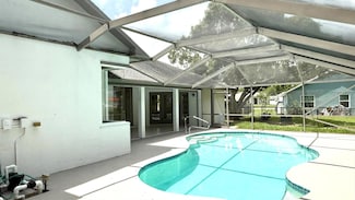 2707 SE Rawlings Rd, Port Saint Lucie, FL 34952
