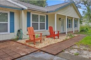8156 4th St, Navarre, FL 32566