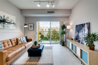 6001 SW 70th St Unit 632, South Miami, FL 33143