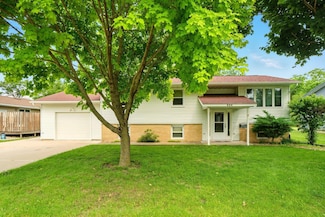 624 West St, Plainfield, IA 50666